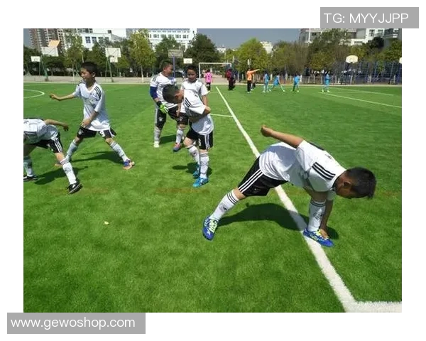 绿色足球星辉闪耀赛场展现未来之星风采